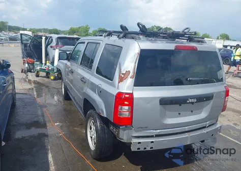 2016 Jeep Patriot Sport z USA, uszkodzony, nr VIN 1C4NJPBA2GD809309